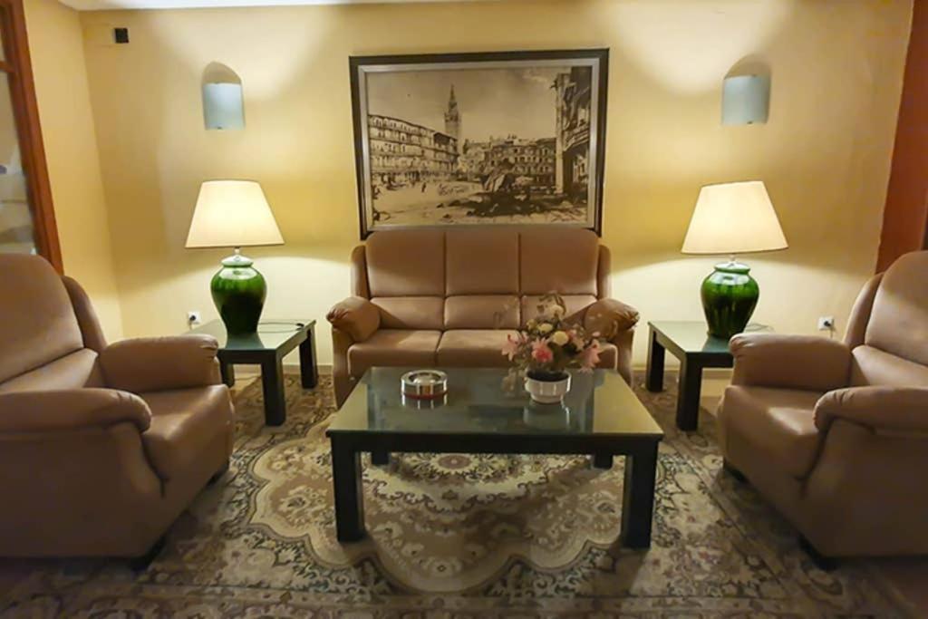 Apartamento Suite Next to Catedral. Opción Garaje. Sevilla Exterior foto